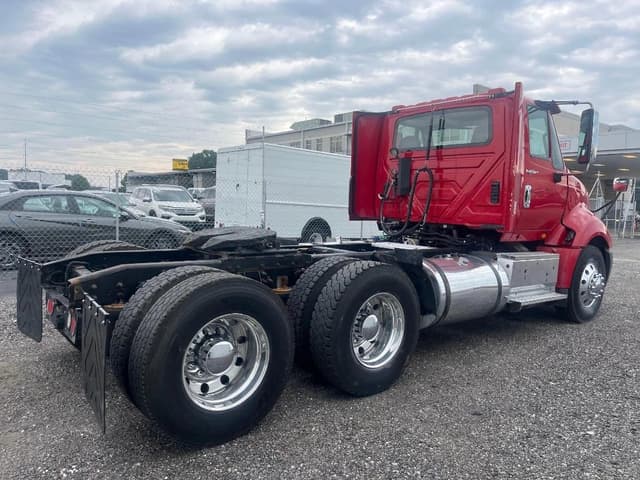 Image of International ProStar equipment image 4