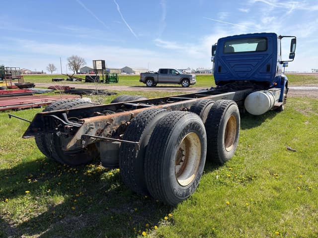 Image of International  Transtar 8600 equipment image 3