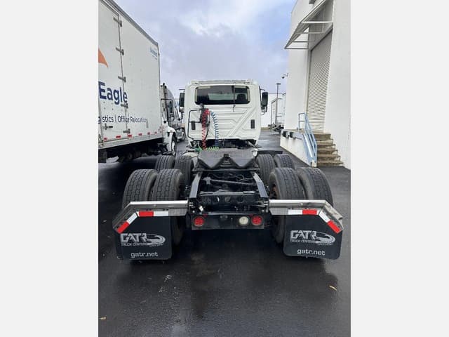 Image of International  Transtar 8600 equipment image 4