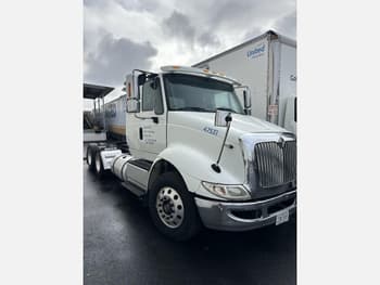 2014 International Transtar 8600 Equipment Image0