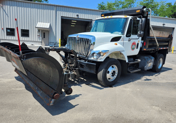 Main image International Workstar 7400