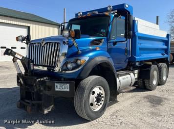 Main image International Workstar 7400