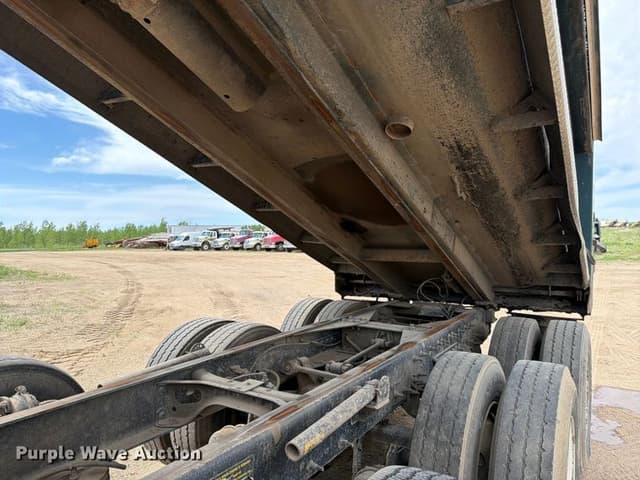Image of International Workstar 7500 equipment image 1
