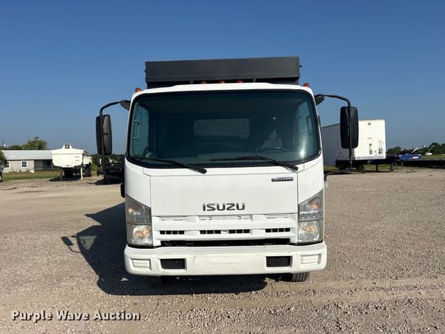 Image of Isuzu NPR equipment image 1