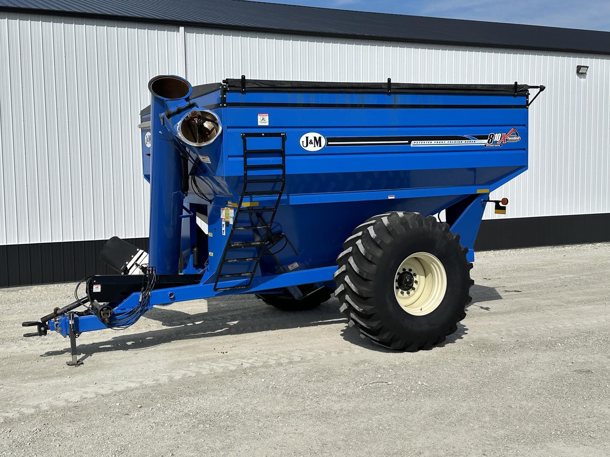 2014 J&M 810 Equipment Image0