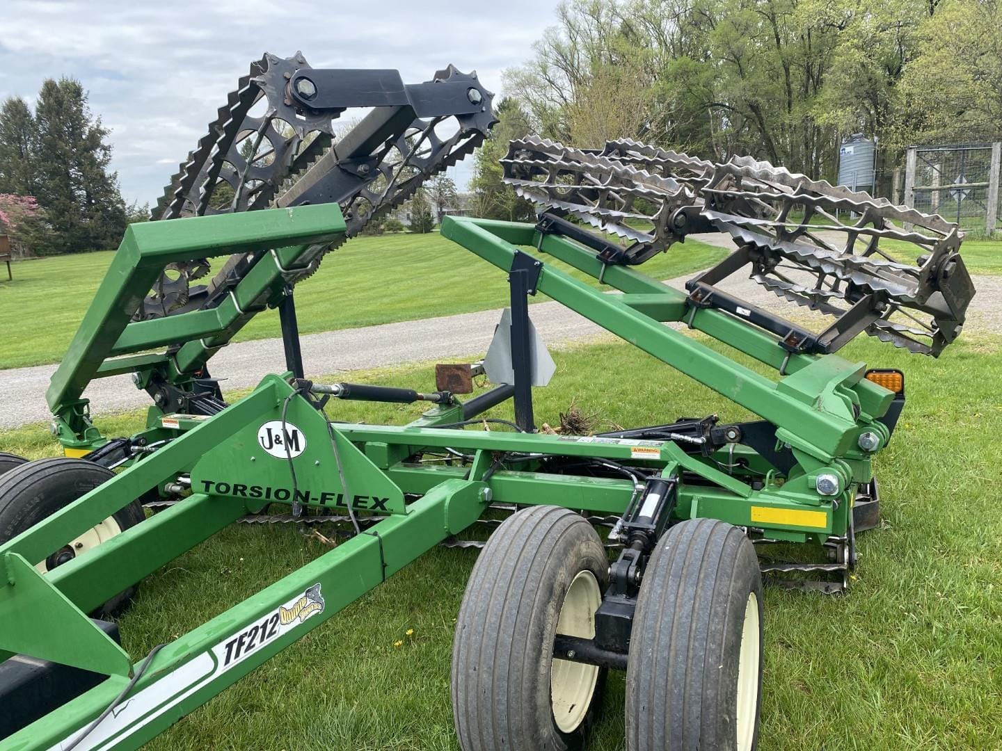 2014 J&M TF212 Equipment Image0