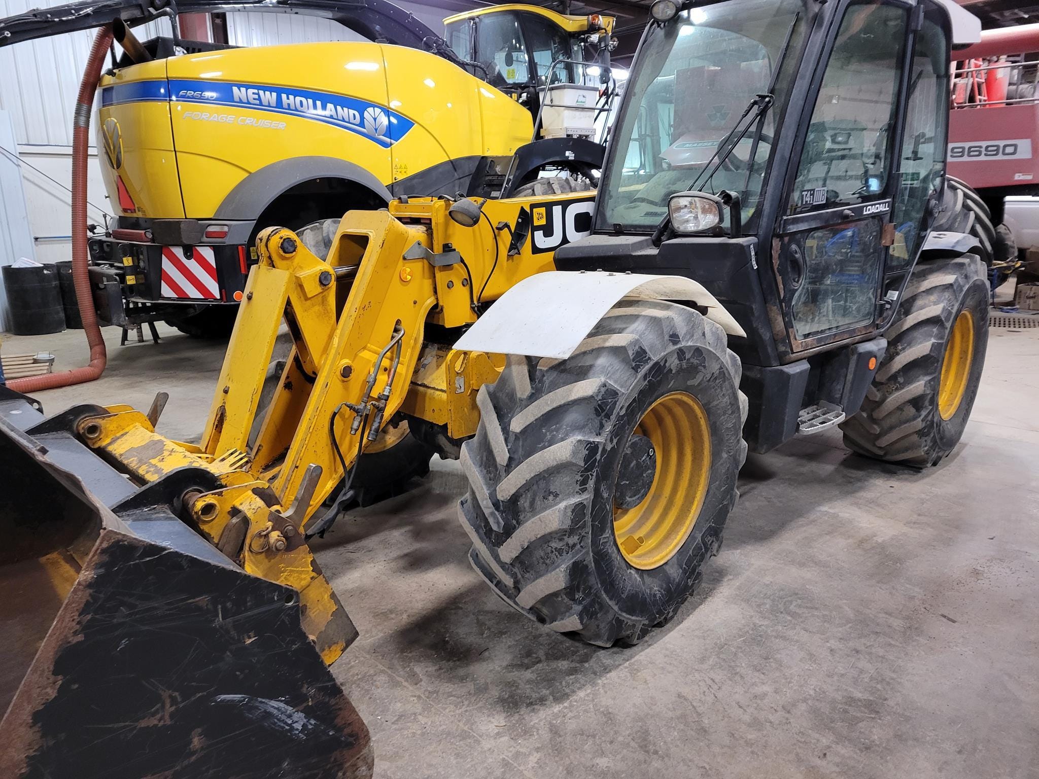 Main image JCB 541-70