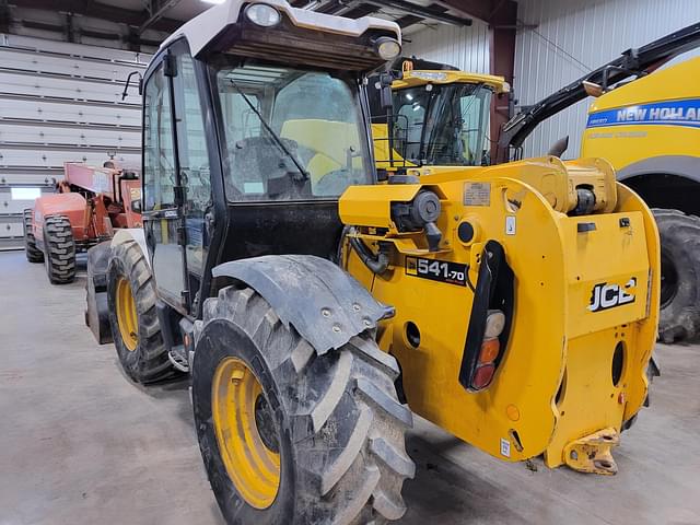 Image of JCB 541-70 Agri Plus equipment image 3