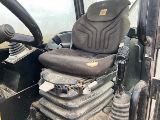 Image of JCB 541-70 equipment image 4