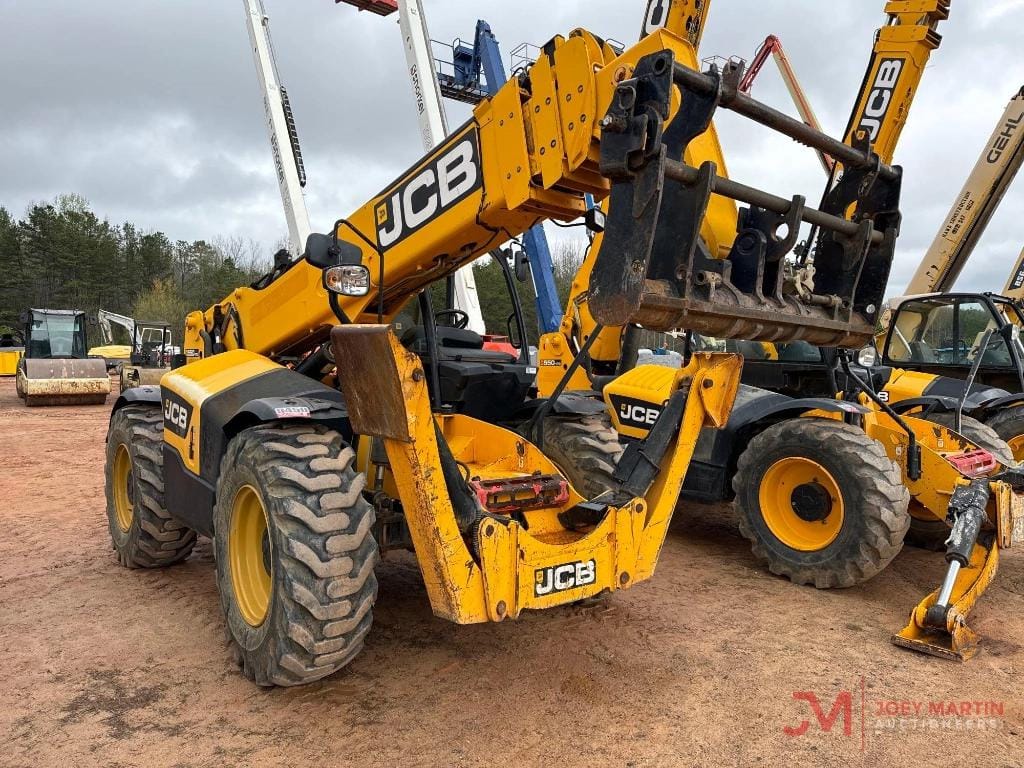 Main image JCB 550-170