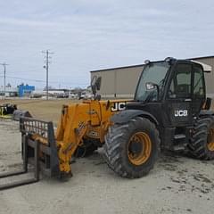 Image of JCB 550-80 Agri Plus equipment image 2