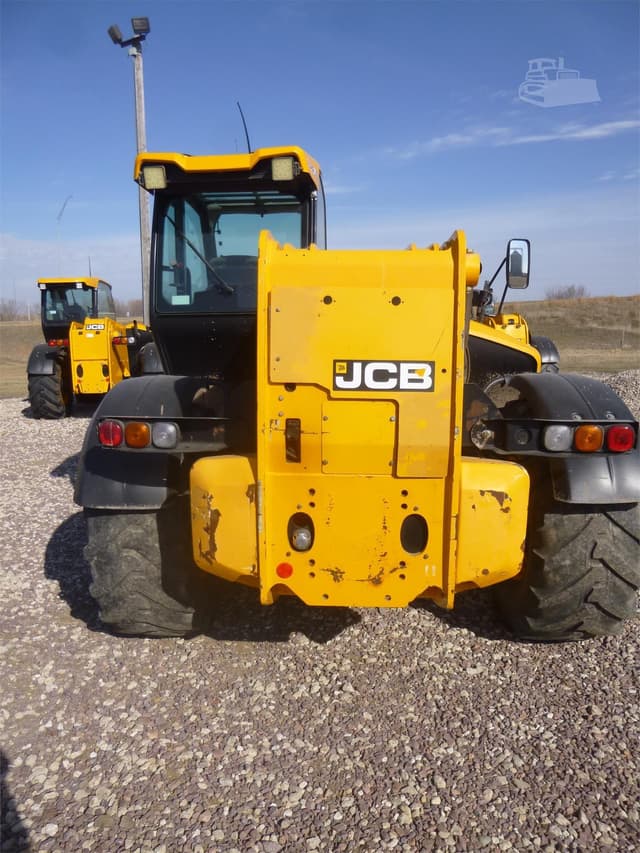 Image of JCB 550-80 Agri Plus equipment image 2