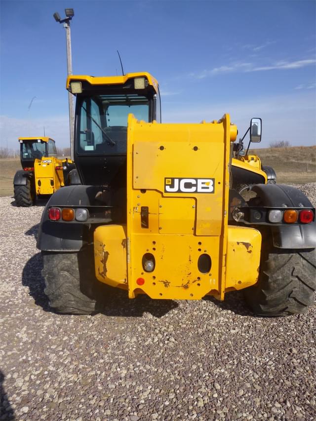 Image of JCB 550-80 Agri Plus equipment image 2