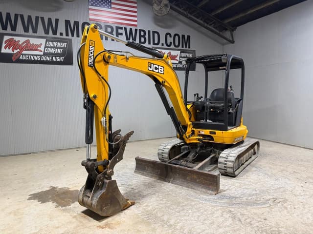 Image of JCB 8035 equipment image 1