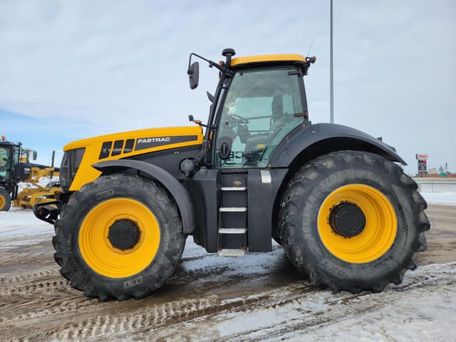 Image of JCB Fastrac 8310 equipment image 1