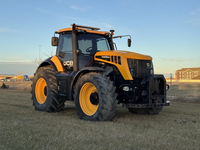 Image of JCB Fastrac 8310 equipment image 4