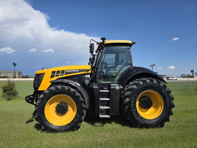 Image of JCB Fastrac 8310 equipment image 3