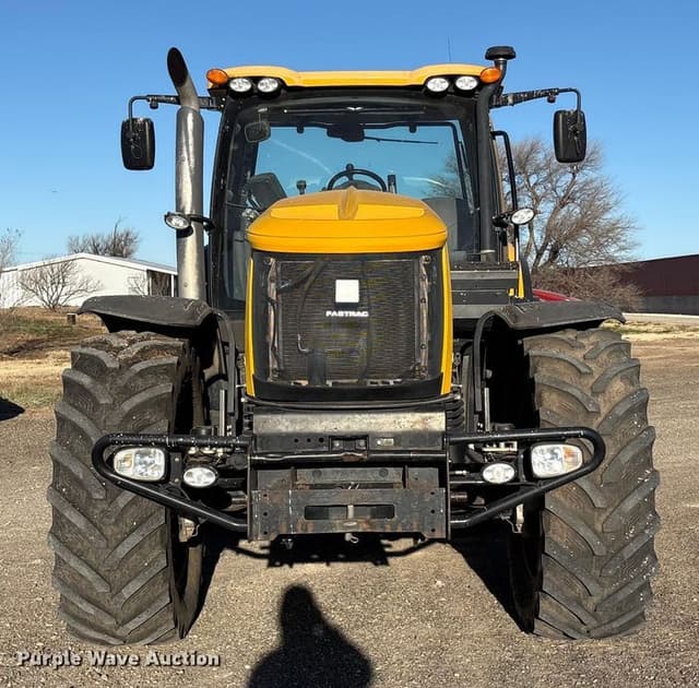 Image of JCB Fastrac 8310 equipment image 1