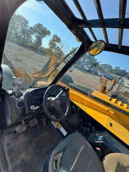 Image of JCB 510-56 equipment image 2