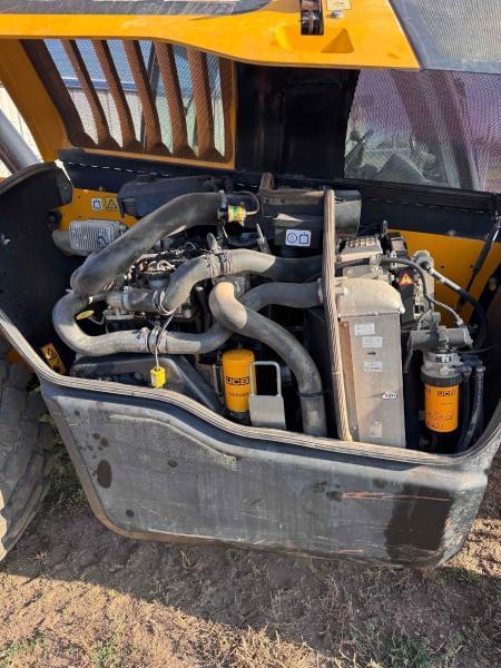 Image of JCB 510-56 equipment image 4