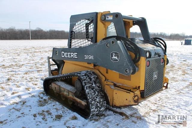 Image of John Deere 319E equipment image 3