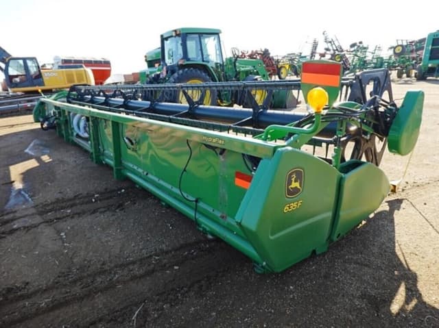 Image of John Deere 635F equipment image 2