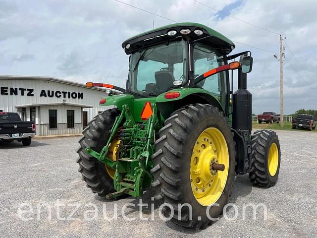 Image of John Deere 7210R equipment image 4