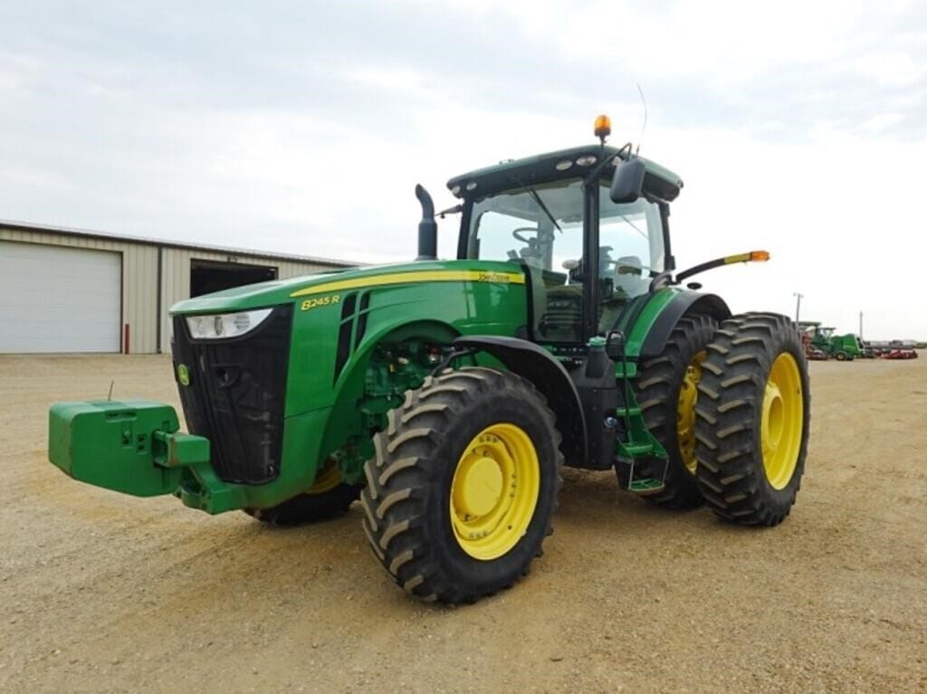 2014 John Deere 8245R Equipment Image0