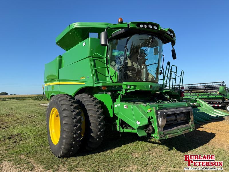 Image of John Deere S660 Primary image