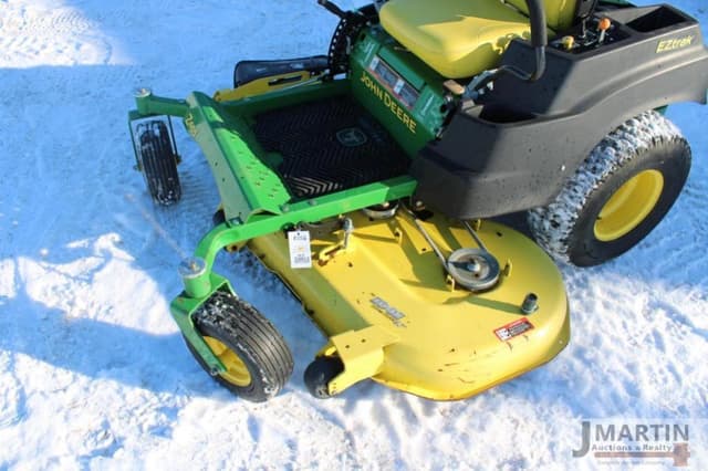 Image of John Deere Z465 equipment image 4