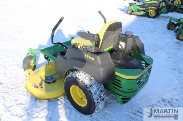 Image of John Deere Z465 equipment image 3