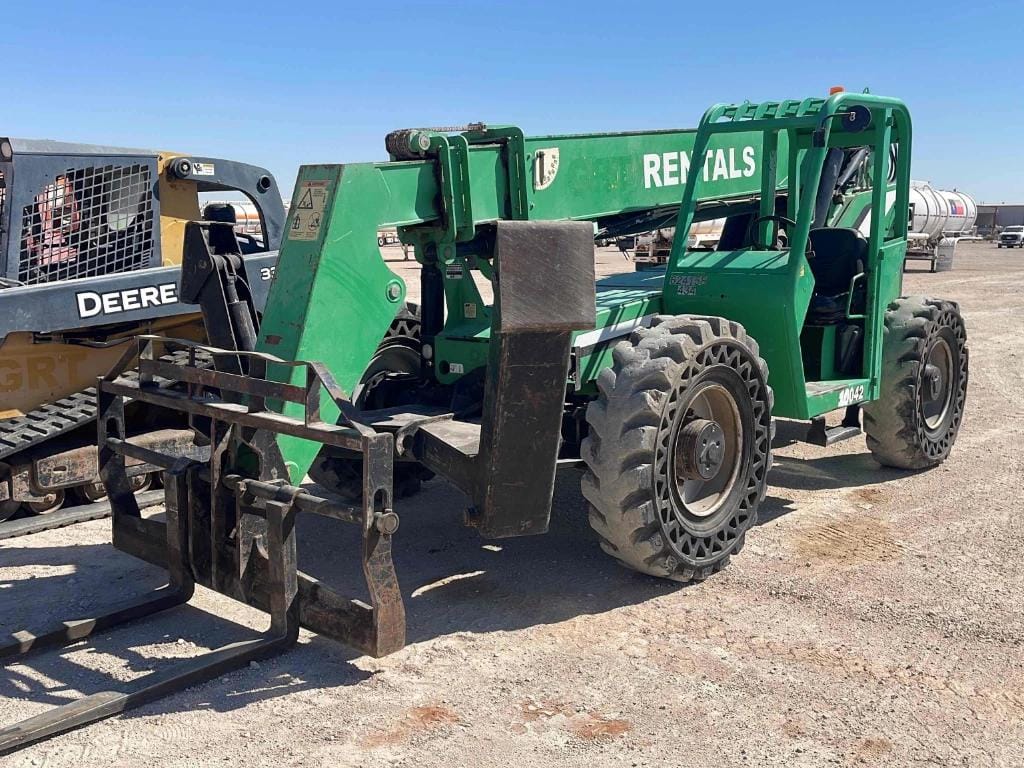 Main image Skytrak 10042