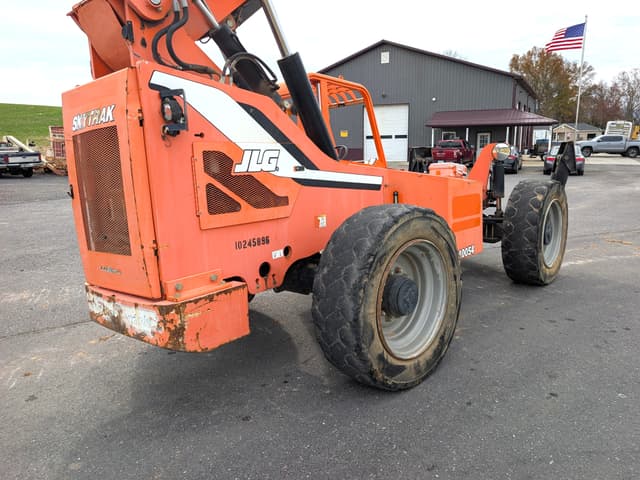 Image of JLG 10054 equipment image 2