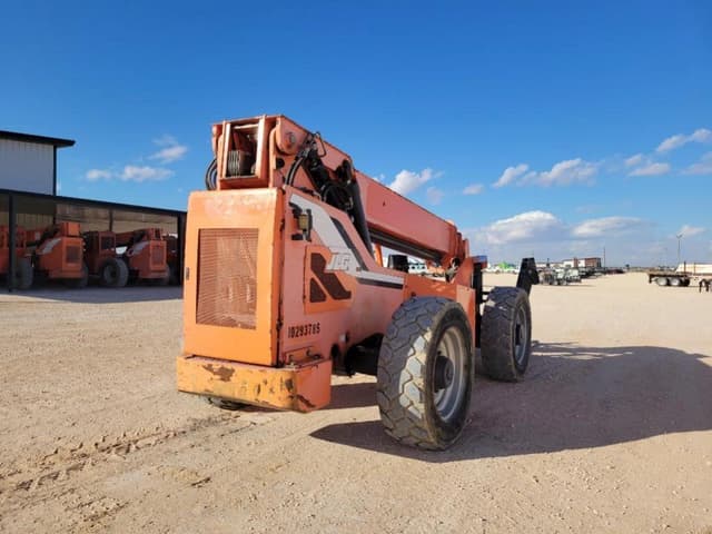 Image of JLG 10054 equipment image 4