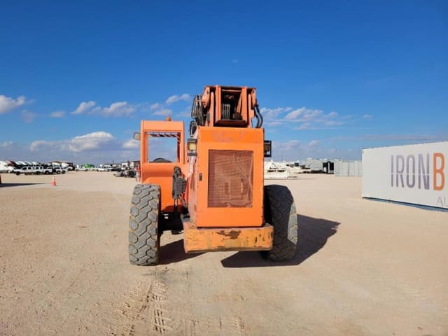 Image of JLG 10054 equipment image 3