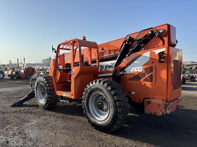 Image of JLG 10054 equipment image 3