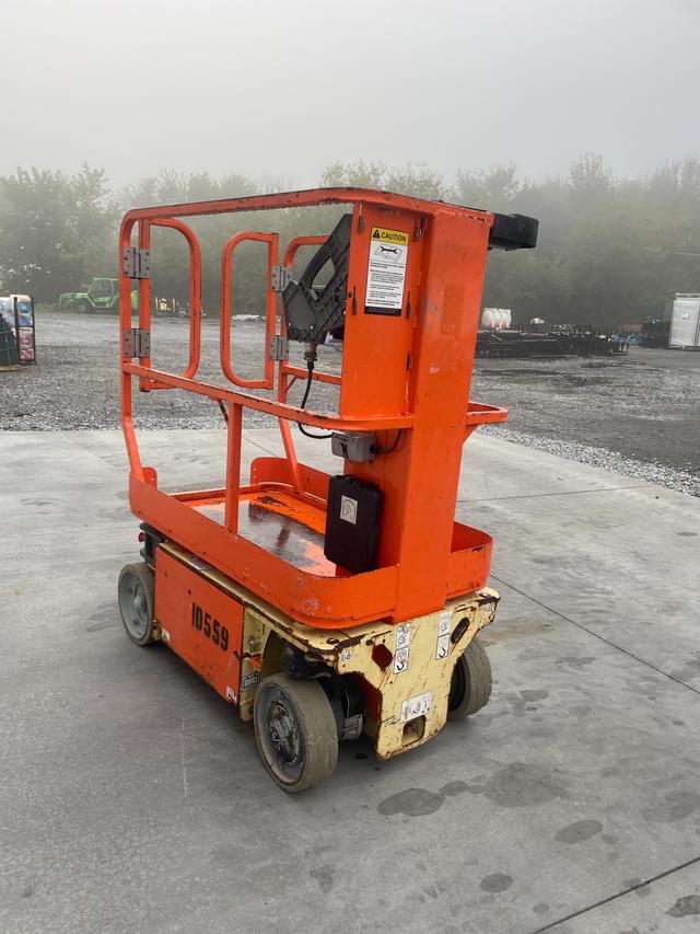 Image of JLG 1230ES equipment image 1