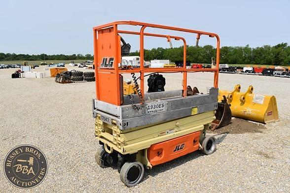 Image of JLG 1930ES equipment image 2