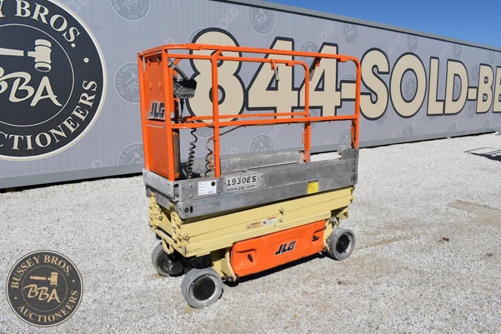 2014 JLG 1930ES Equipment Image0