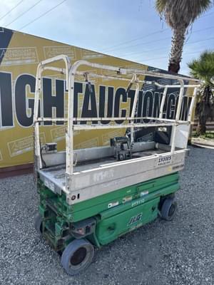 2014 JLG 1930ES Image