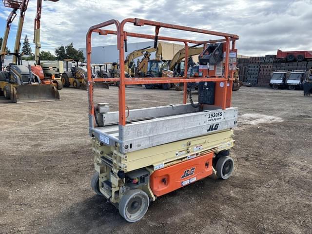 Image of JLG 1930ES equipment image 2
