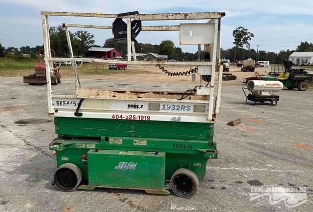 Image of JLG 1932RS equipment image 3