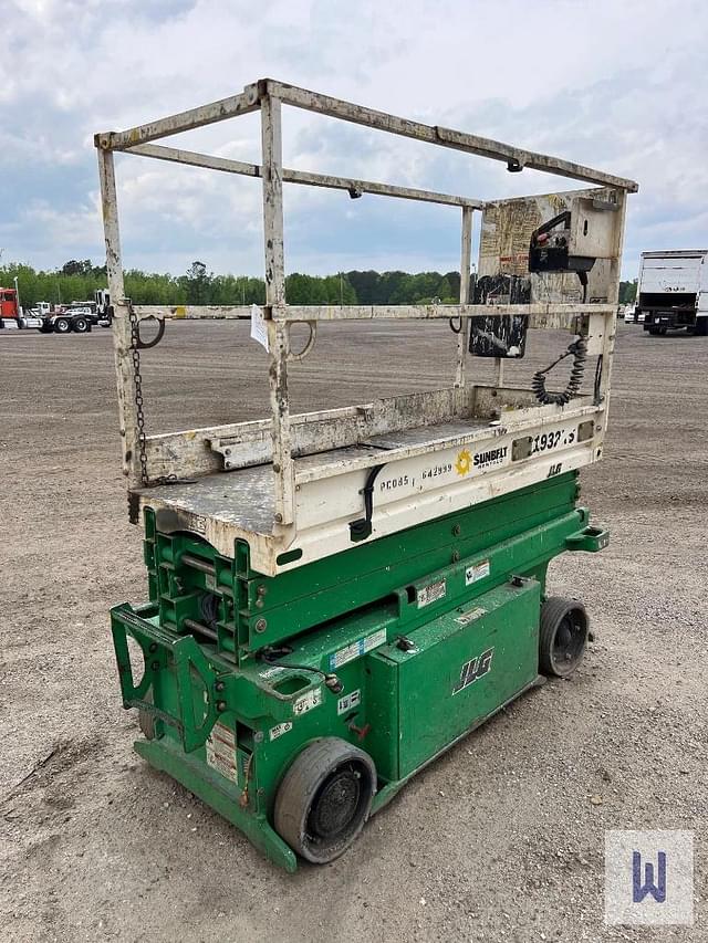Image of JLG 1932RS equipment image 2