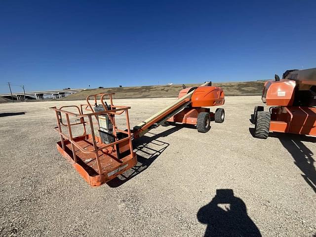 Image of JLG 400S equipment image 1