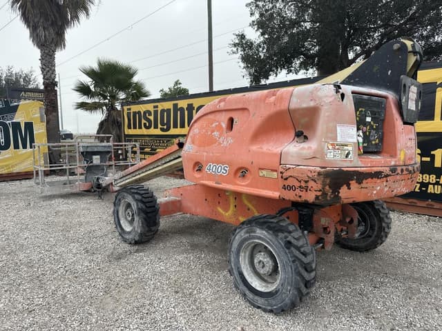 Image of JLG 400S equipment image 1