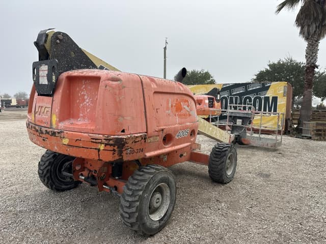 Image of JLG 400S equipment image 3