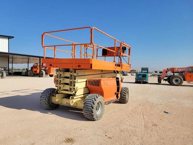 Image of JLG 4394RT equipment image 4