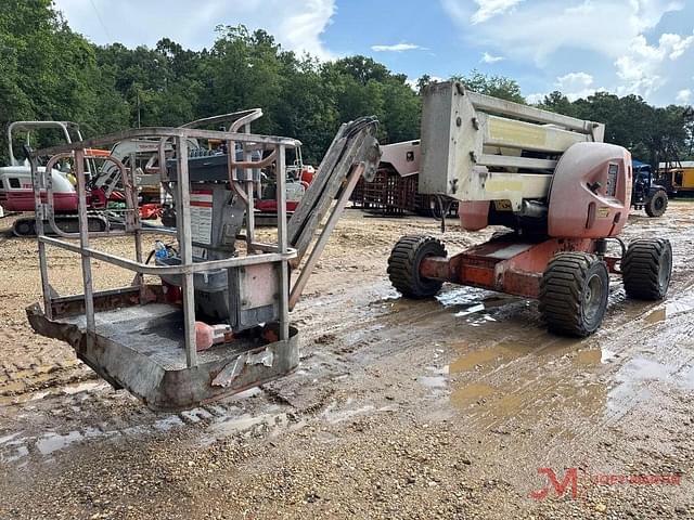 Image of JLG 450AJ equipment image 2