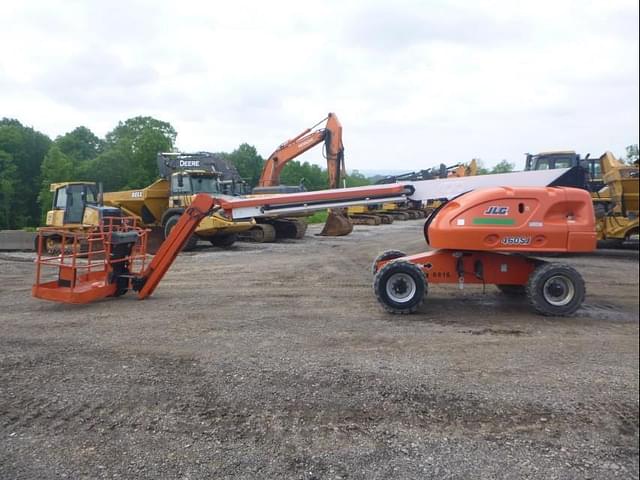 Image of JLG 460SJ equipment image 2