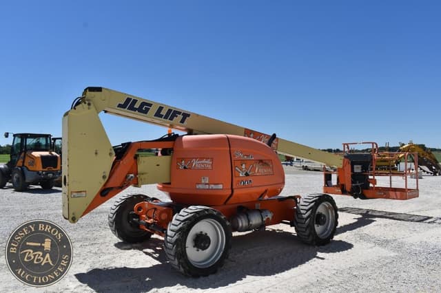Image of JLG 600A equipment image 4